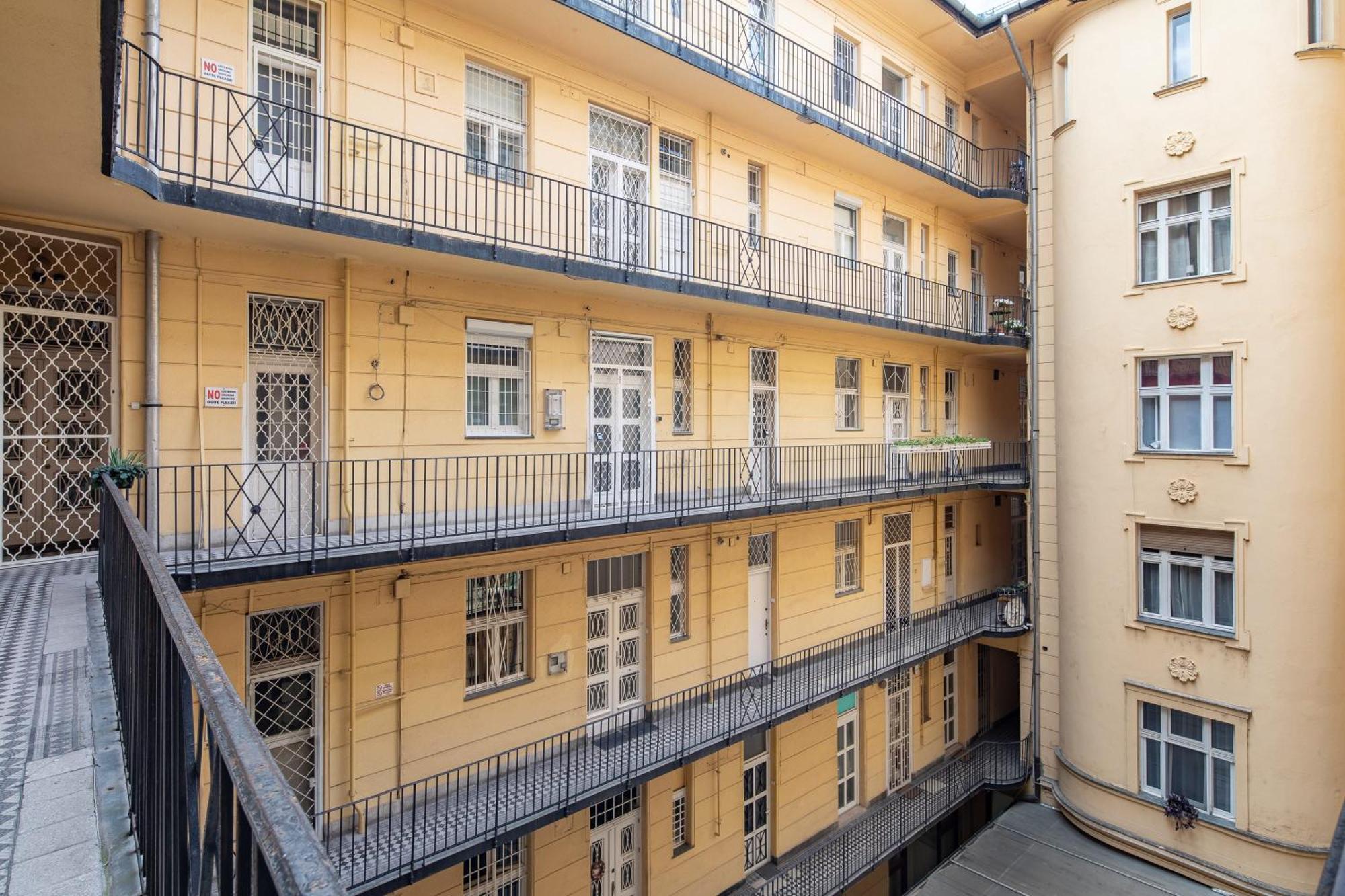 Ultra Central Luxury Βουδαπέστη Εξωτερικό φωτογραφία